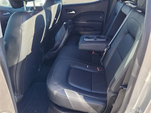 Used 2016 GMC Canyon SLT w/ Driver Alert Package image 15