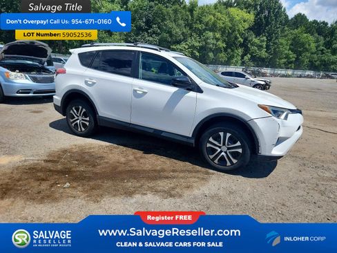 Used 2016 Toyota RAV4 LE FWD image 5
