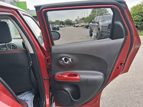 Used 2014 Nissan Juke SV AWD/4WD image 17
