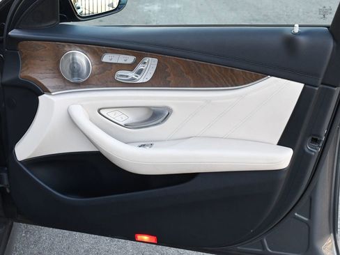 Used 2017 Mercedes-Benz E 43 AMG 4MATIC Sedan image 24