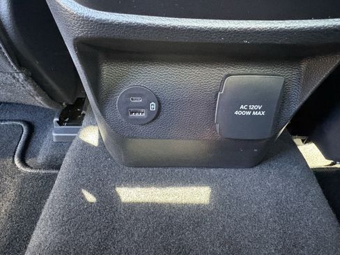 Used 2024 Ford Ranger XLT w/ Technology Package image 14