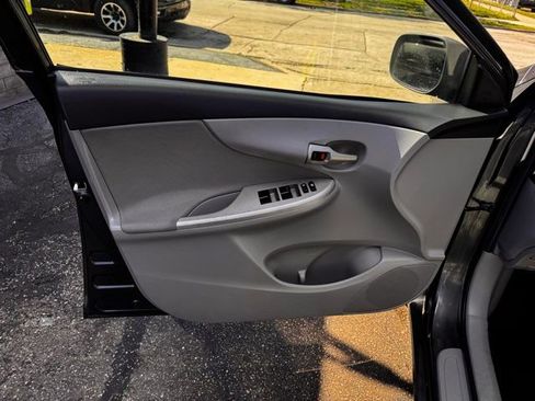 Used 2011 Toyota Corolla LE FWD image 10