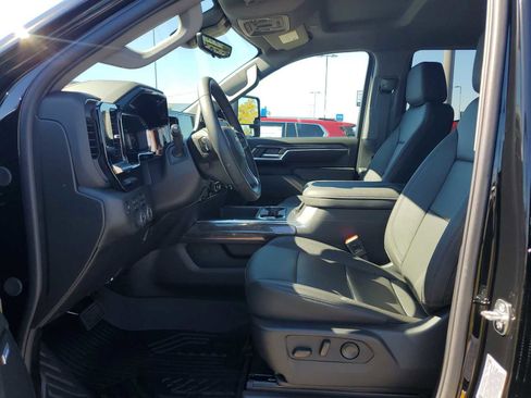 New 2026 Chevrolet Silverado 3500 LTZ w/ LTZ Premium Package image 13