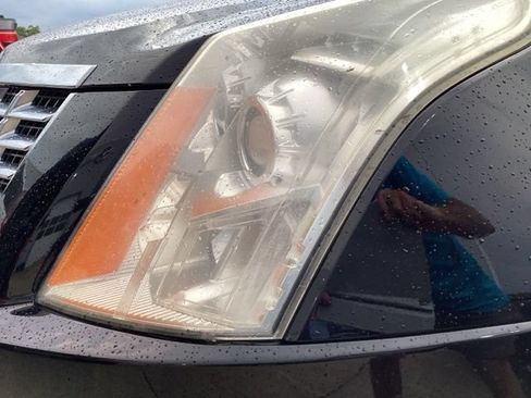 Used 2014 Cadillac SRX Luxury AWD/4WD image 3