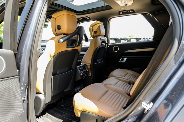 New 2026 Land Rover Discovery Limited Edition AWD/4WD image 49