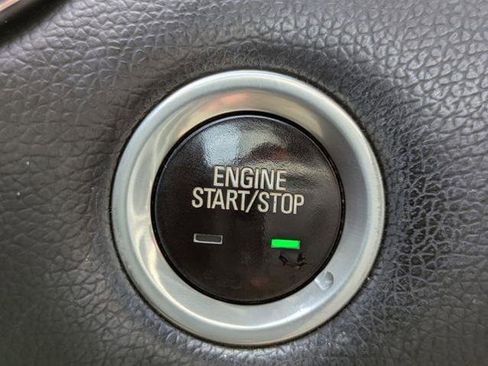 Used 2019 Chevrolet Malibu Premier w/ Sun and Wheel Package FWD image 26
