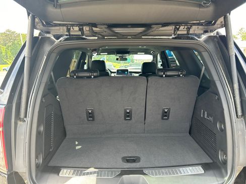 Used 2024 Chevrolet Tahoe Z71 w/ Off-Road Capability Package image 7