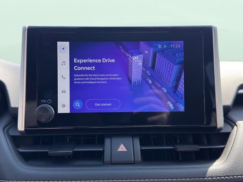 Used 2025 Toyota RAV4 XLE image 44