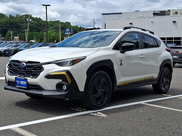 Used 2024 Subaru Crosstrek 2.5i Sport AWD/4WD image 3