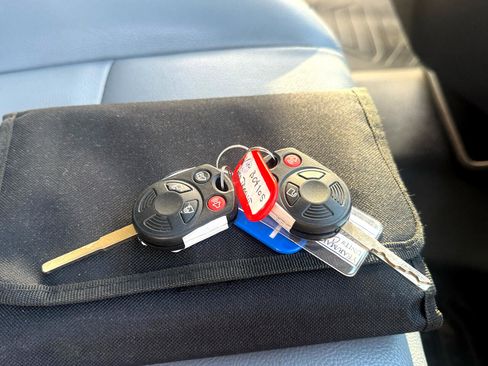 Used 2018 Ford Transit 250 148 Medium Roof image 25