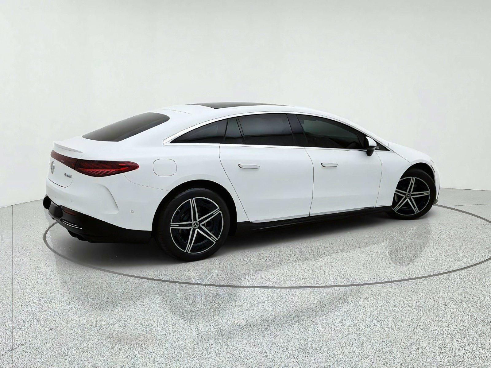 Certified 2023 Mercedes-Benz EQS 580 4MATIC Sedan image 8