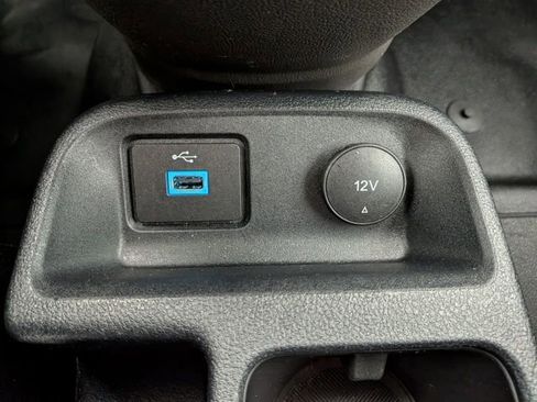 Used 2023 Ford Transit Connect XL image 8