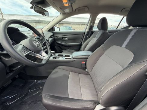 Used 2025 Nissan Sentra SV FWD image 24