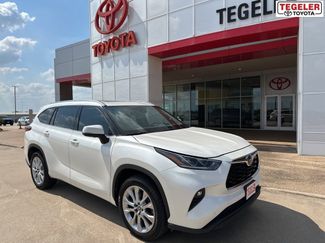 Used 2021 Toyota Highlander Limited video 1