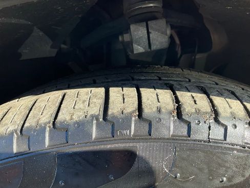 Used 2017 Tesla Model X 75D image 95