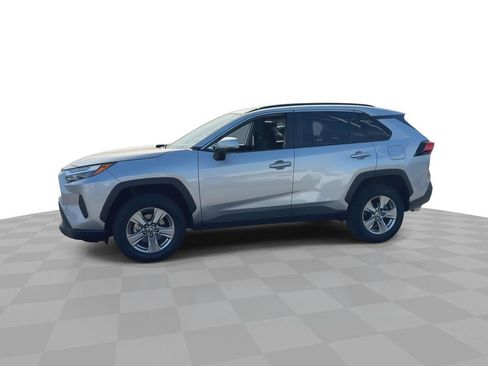 Used 2024 Toyota RAV4 XLE image 5