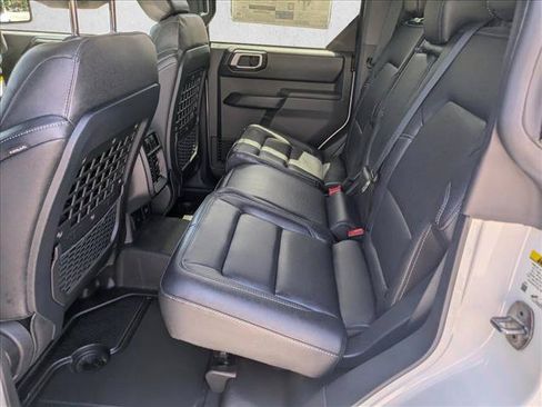 New 2026 Ford Bronco Badlands AWD/4WD image 15