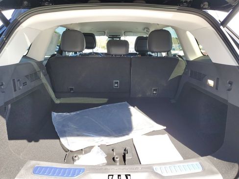 New 2026 Lincoln Nautilus Premier image 5