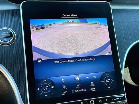 Used 2023 Mercedes-Benz C 300 Sedan image 13