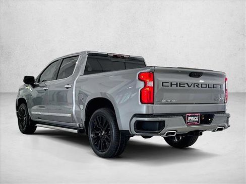 Used 2025 Chevrolet Silverado 1500 High Country w/ Technology Package RWD image 13