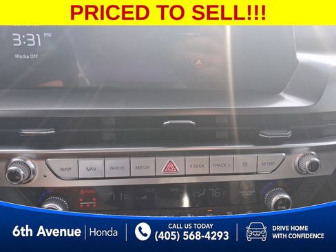 Used 2025 Kia Telluride S AWD/4WD image 16