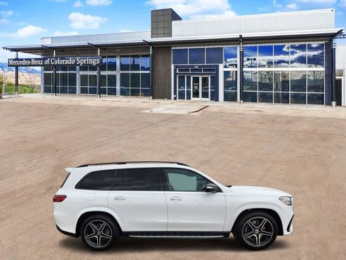 New 2026 Mercedes-Benz GLS 450 4MATIC image 2