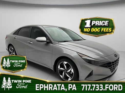 Used 2023 Hyundai Elantra SEL w/ Convenience Package FWD image 1