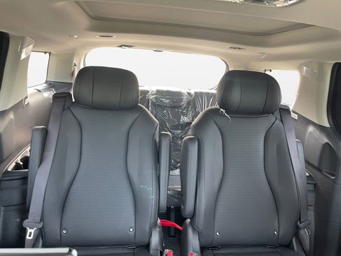 New 2026 Kia Carnival SX Prestige image 15