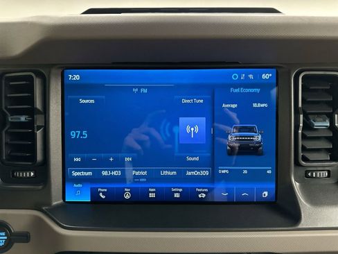 Used 2024 Ford Bronco Wildtrak image 14