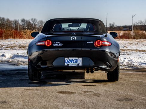Used 2023 MAZDA MX-5 Miata Grand Touring image 3