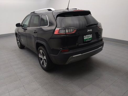 Used 2019 Jeep Cherokee Limited FWD image 5