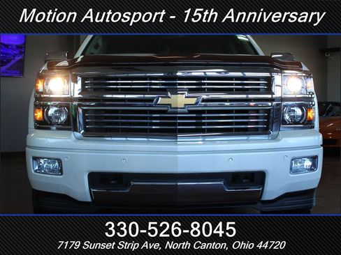Used 2014 Chevrolet Silverado 1500 High Country w/ High Country Premium Package AWD/4WD image 43
