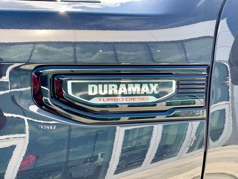 Used 2023 GMC Sierra 1500 Elevation w/ Elevation Premium Package RWD image 10