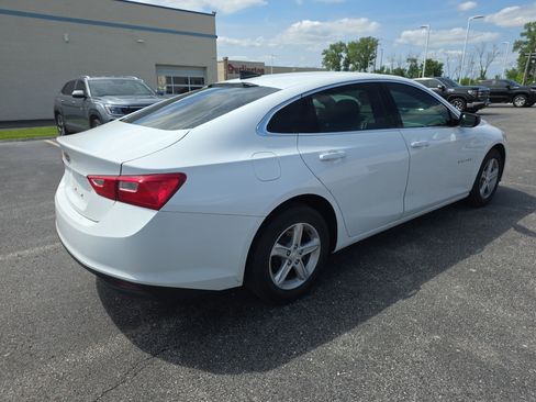 Used 2020 Chevrolet Malibu LS FWD image 4
