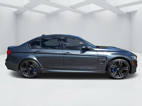 Used 2018 BMW M3 image 2