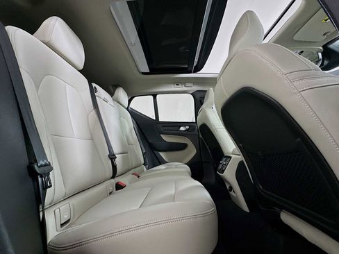 New 2026 Volvo XC40 B5 Ultra w/ Climate Package AWD/4WD image 25