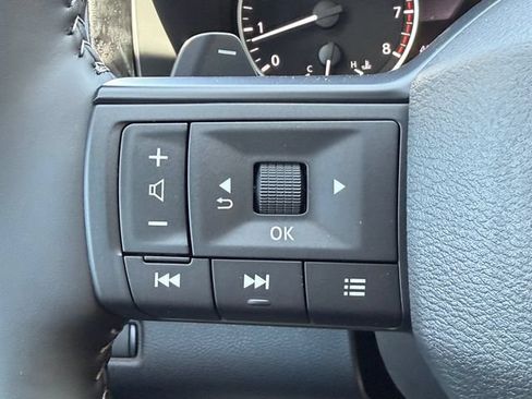 New 2026 Nissan Pathfinder SV FWD image 18