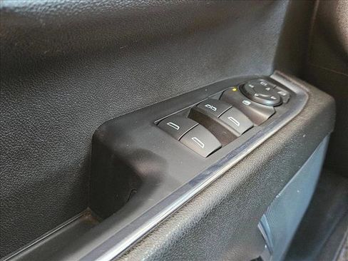 Used 2024 Chevrolet Silverado 2500 LT image 18