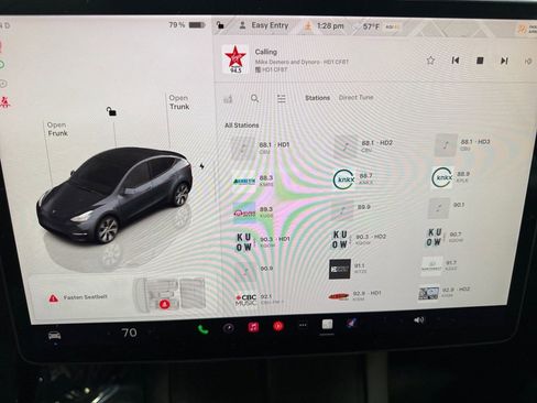Used 2022 Tesla Model Y Long Range AWD/4WD image 48