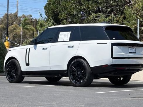 Used 2023 Land Rover Range Rover Autobiography AWD/4WD image 3