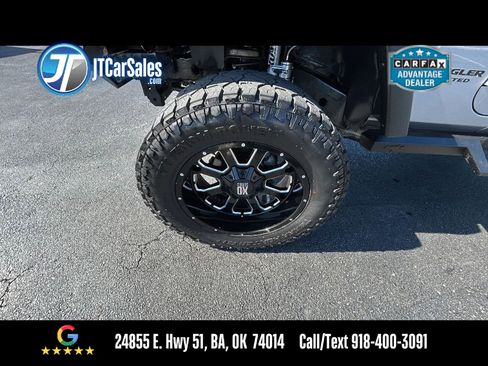 Used 2016 Jeep Wrangler Unlimited Rubicon w/ Connectivity Group AWD/4WD image 47