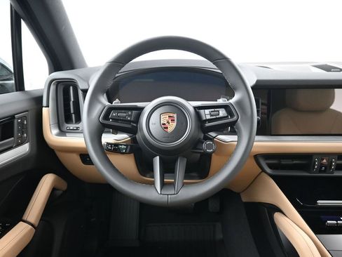 New 2026 Porsche Cayenne image 12