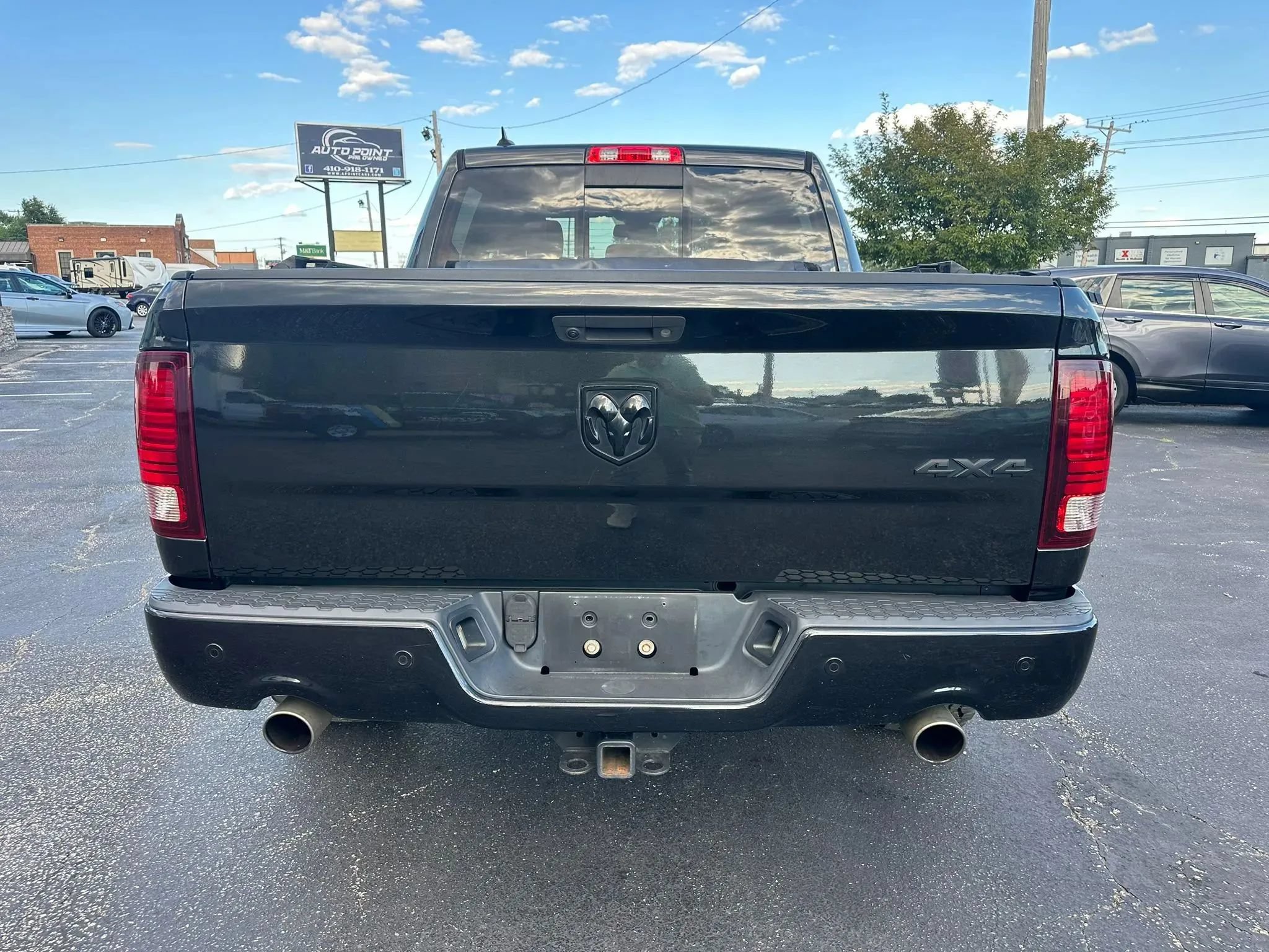 Used 2015 RAM 1500 Sport w/ Black Ram 1500 Sport Group AWD/4WD image 6
