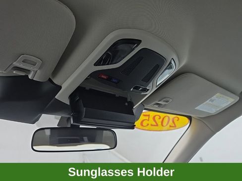 Used 2025 Subaru Legacy Premium image 37