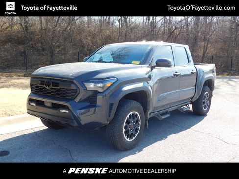 Used 2024 Toyota Tacoma TRD Off-Road image 1