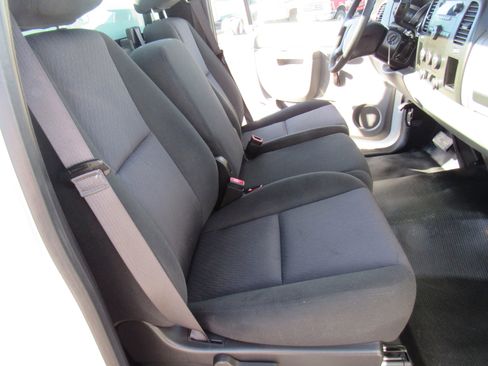 Used 2013 Chevrolet Silverado 2500 W/T image 10