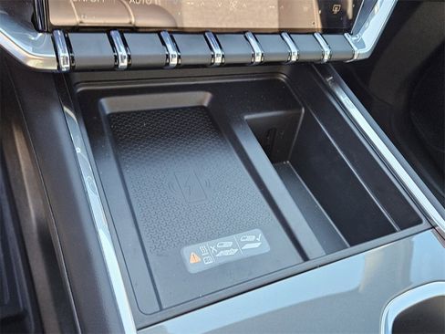 New 2026 GMC Acadia Elevation image 23