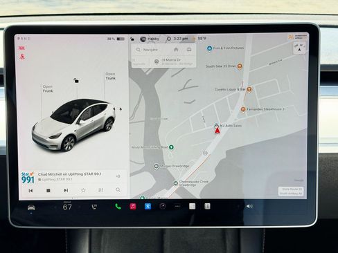 Used 2021 Tesla Model Y Long Range image 19