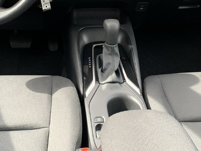 Used 2026 Toyota Corolla LE FWD image 27