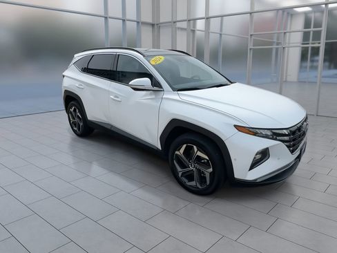 Used 2024 Hyundai Tucson Limited AWD/4WD image 2